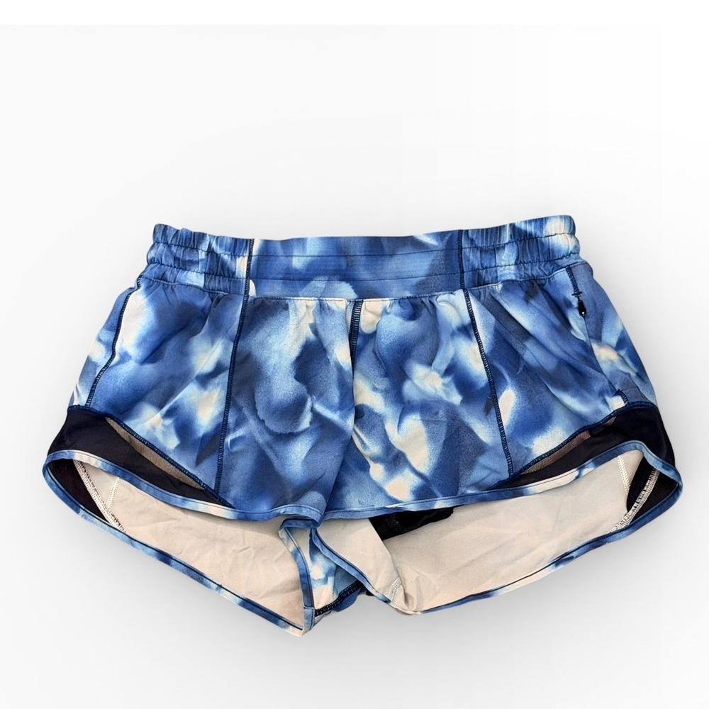 Lululemon Hotty Hot Shorts II Blue Tie Dye Athletic Gym Running Lined 2.5 Size 4